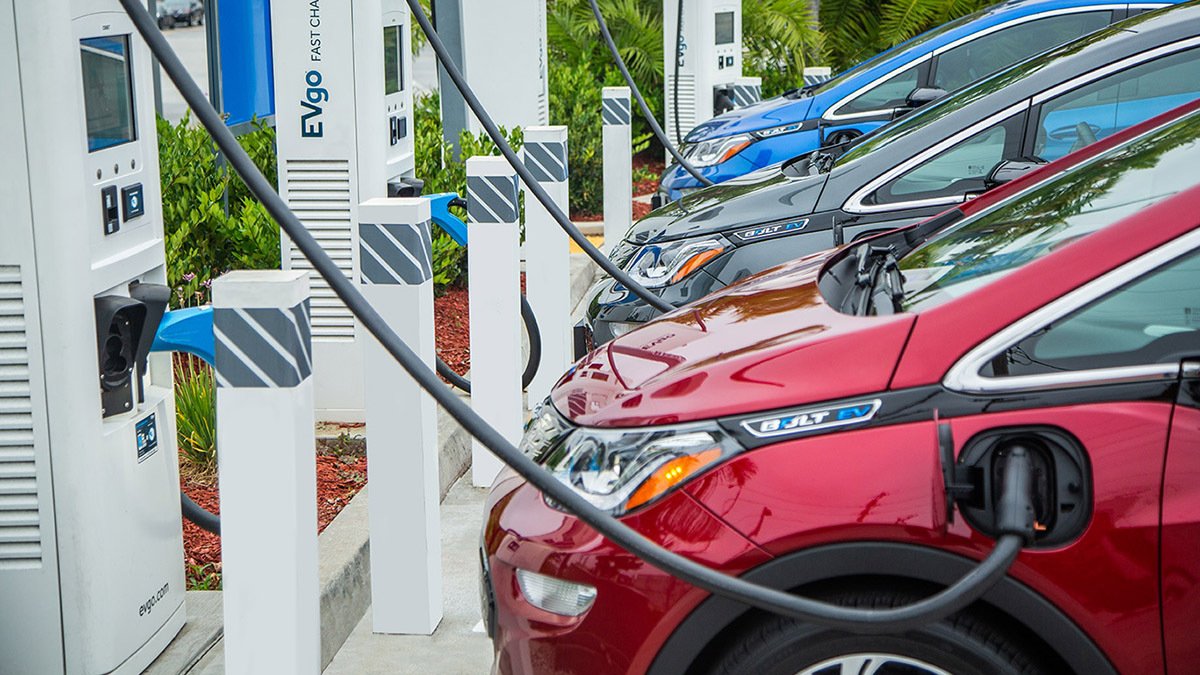 GM EVgo charger 1200px